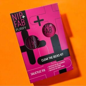 Nip + Fab Clear the Decks Purify Kit